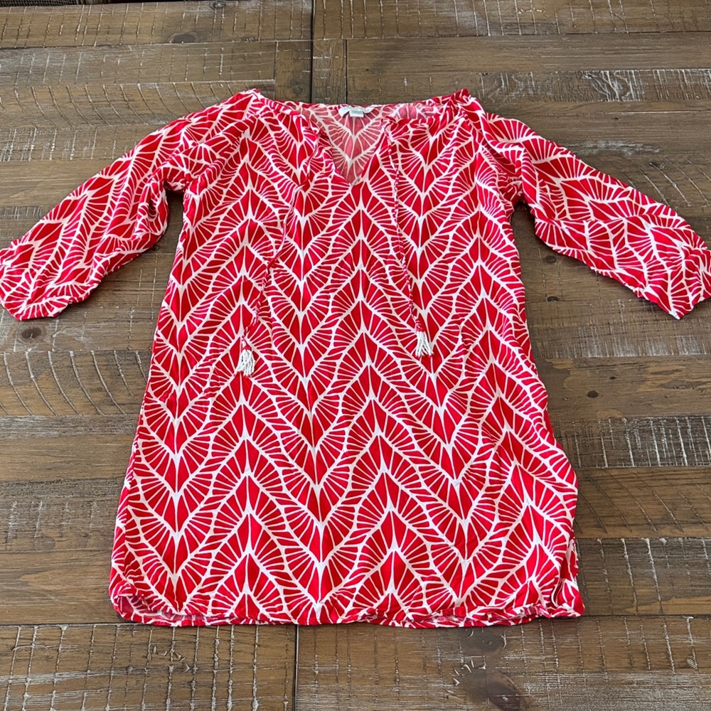 Escapada Red and White Leaf Pattern Swim Coverup